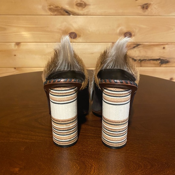 Tory Burch Phoenix Mule - Picture 4 of 9